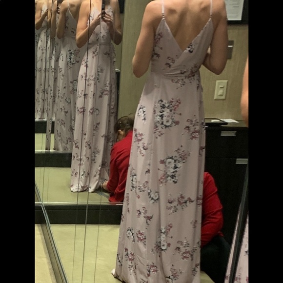 Like new, light pink floral dress. Great for bridesmaids or wedding guest! - Picture 2 of 3